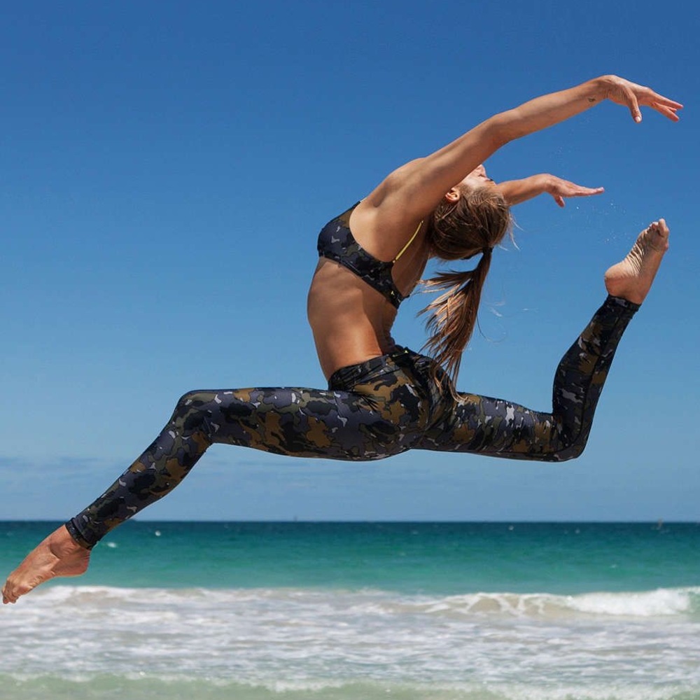 The upside camp legging size Xs